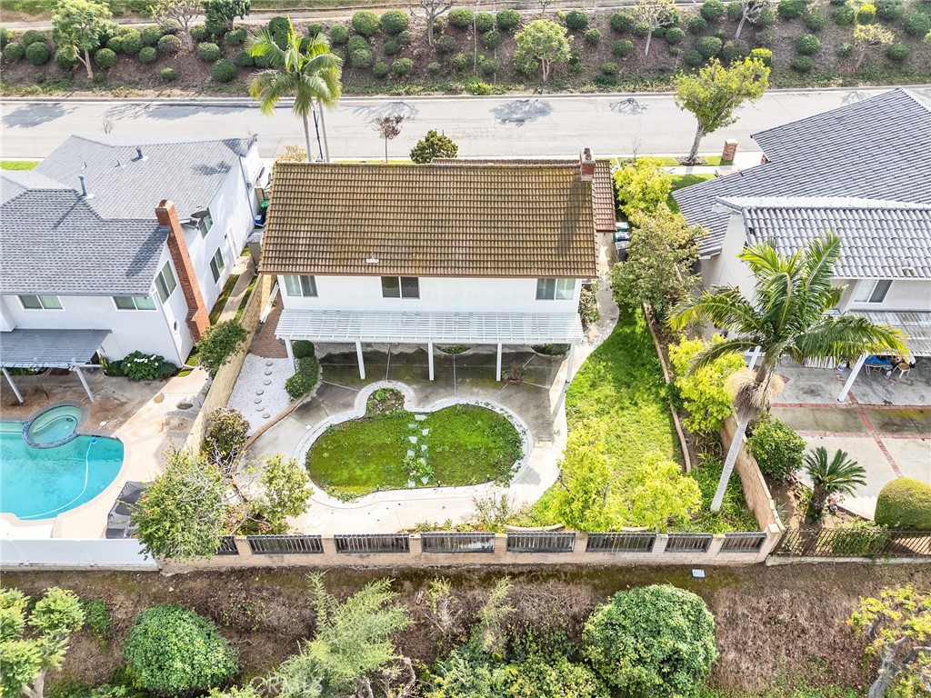 171 Avenida Santa Anita