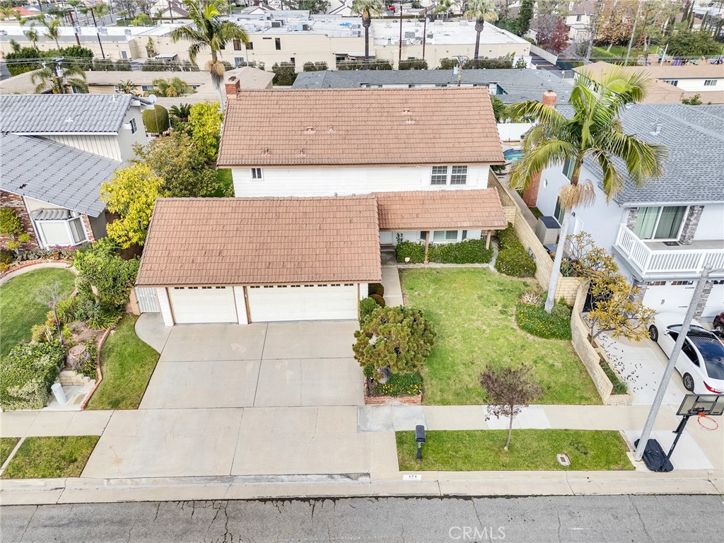 171 Avenida Santa Anita