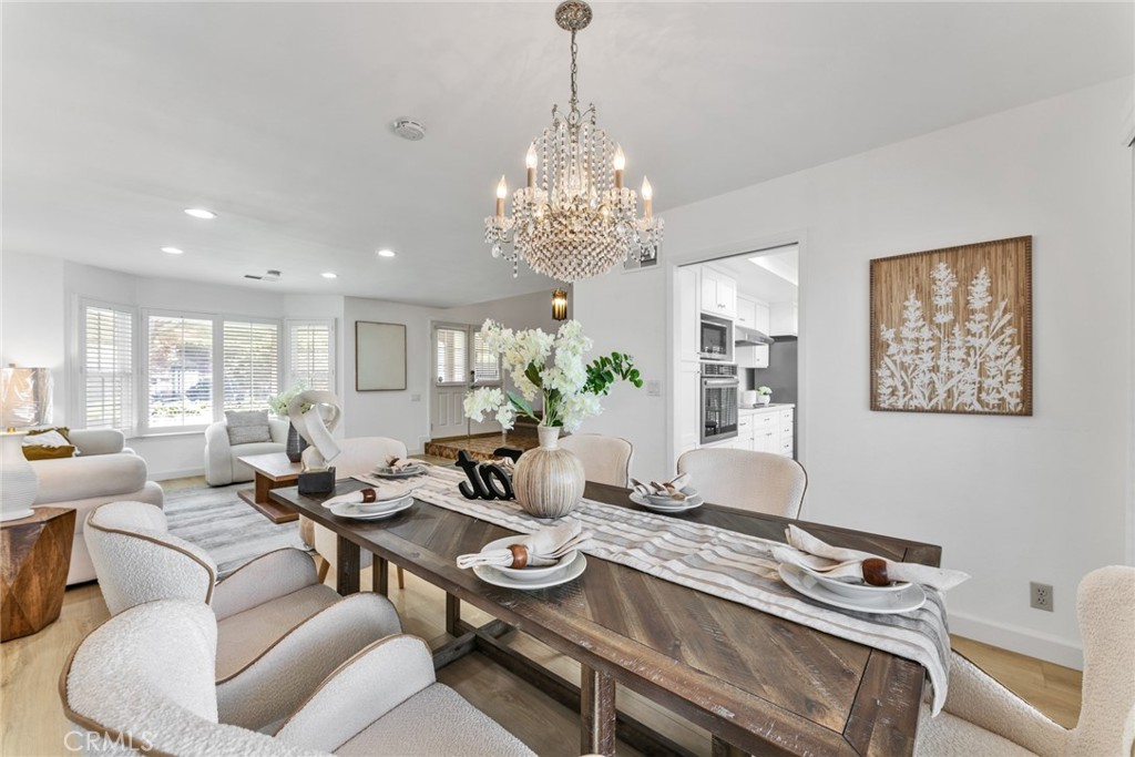 171 Avenida Santa Anita