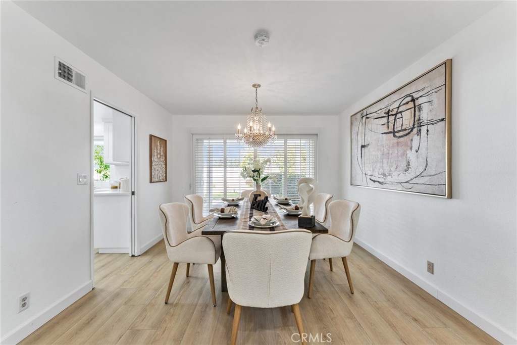 171 Avenida Santa Anita