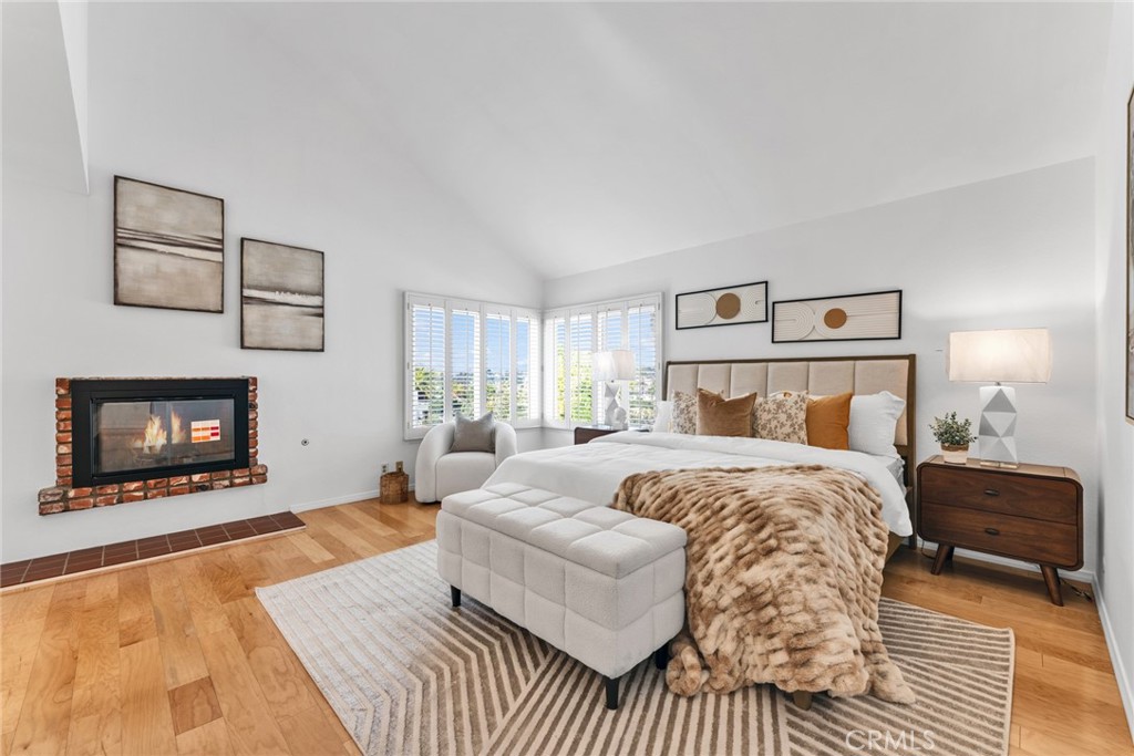 171 Avenida Santa Anita