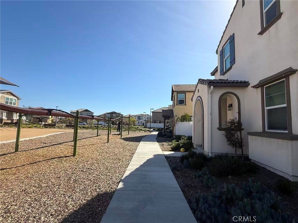 40718 Melrose Dr