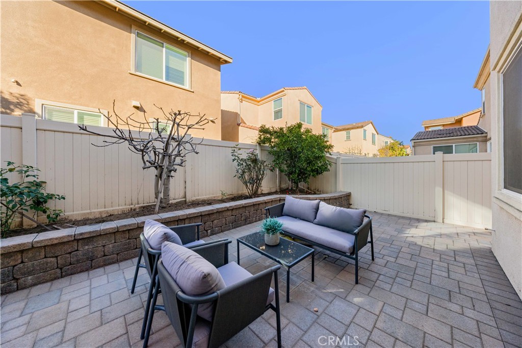 6956 La Rochelle Way