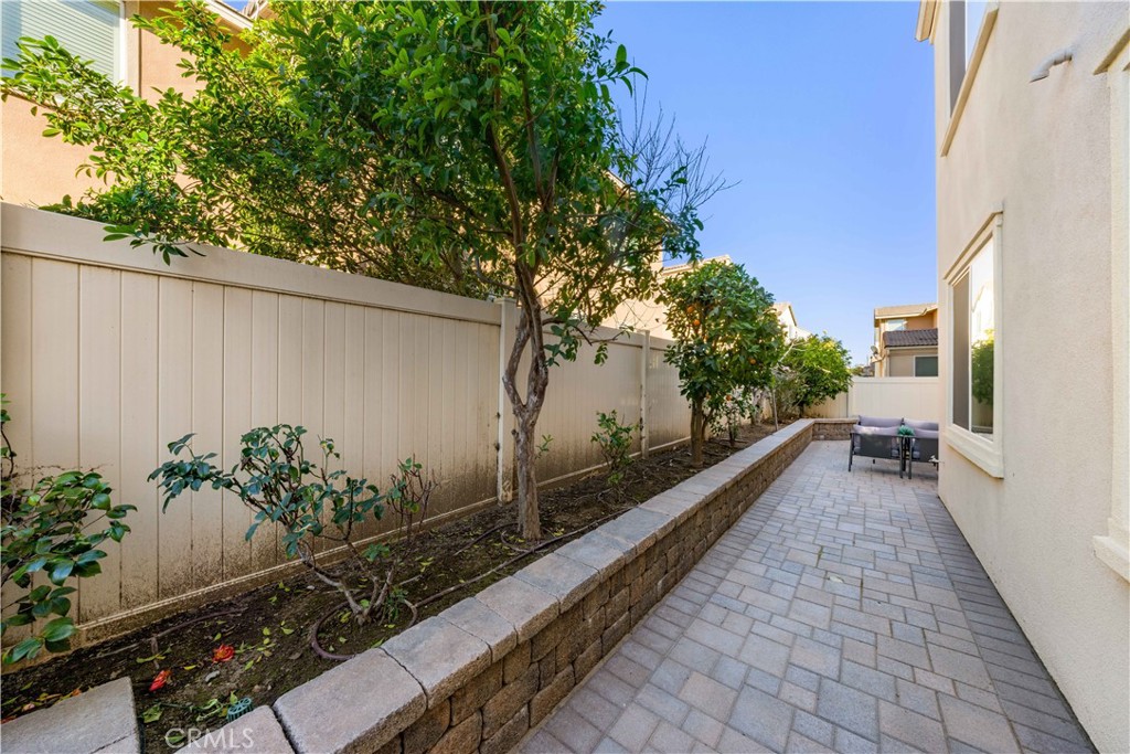 6956 La Rochelle Way