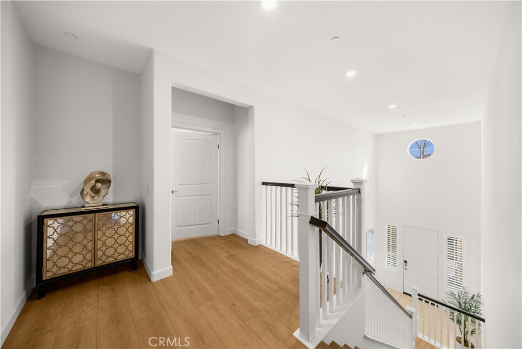 6956 La Rochelle Way