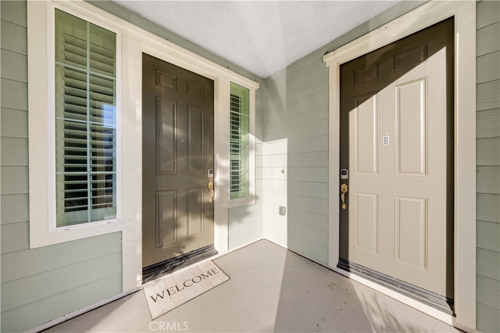 6956 La Rochelle Way