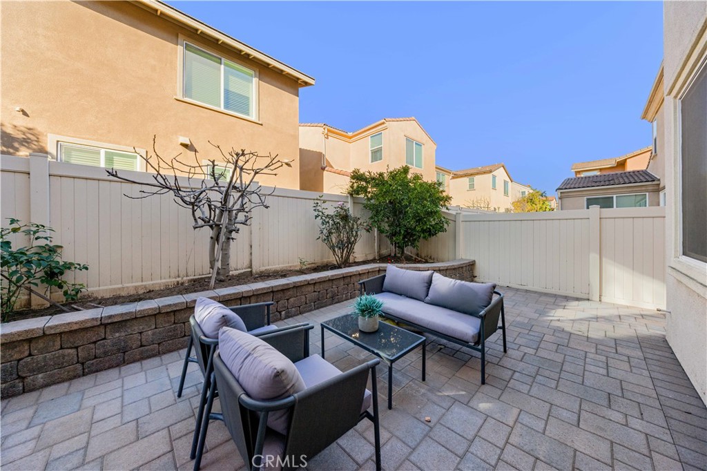 6956 La Rochelle Way