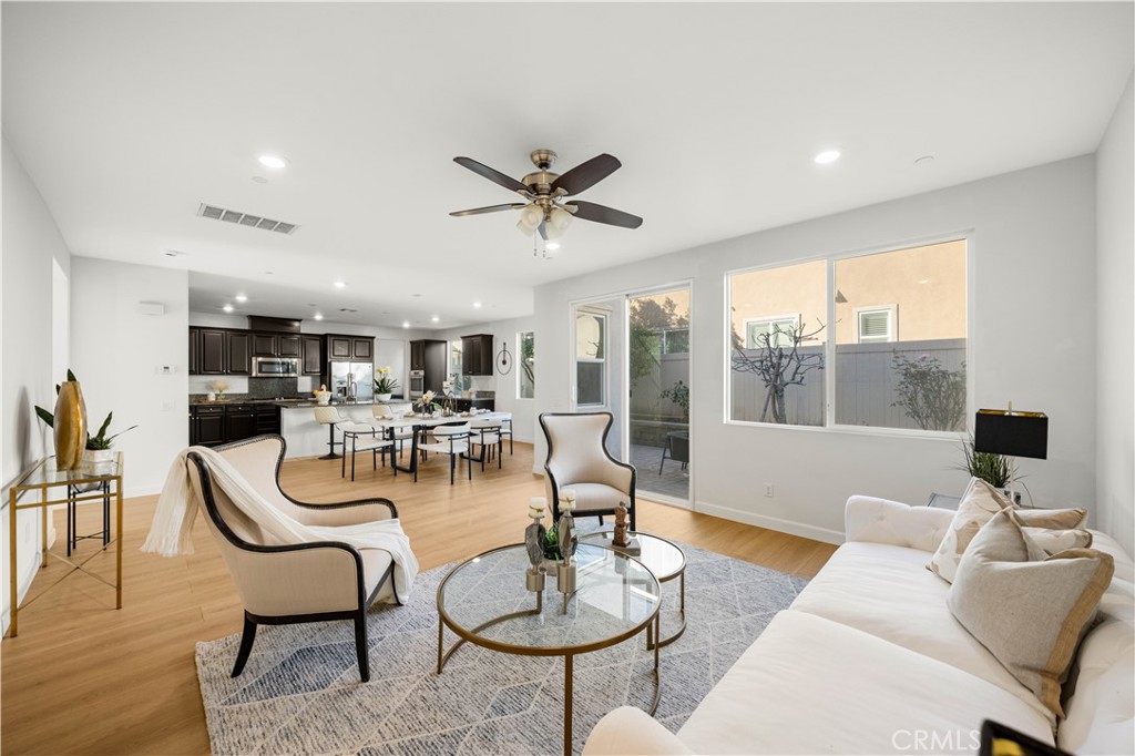 6956 La Rochelle Way