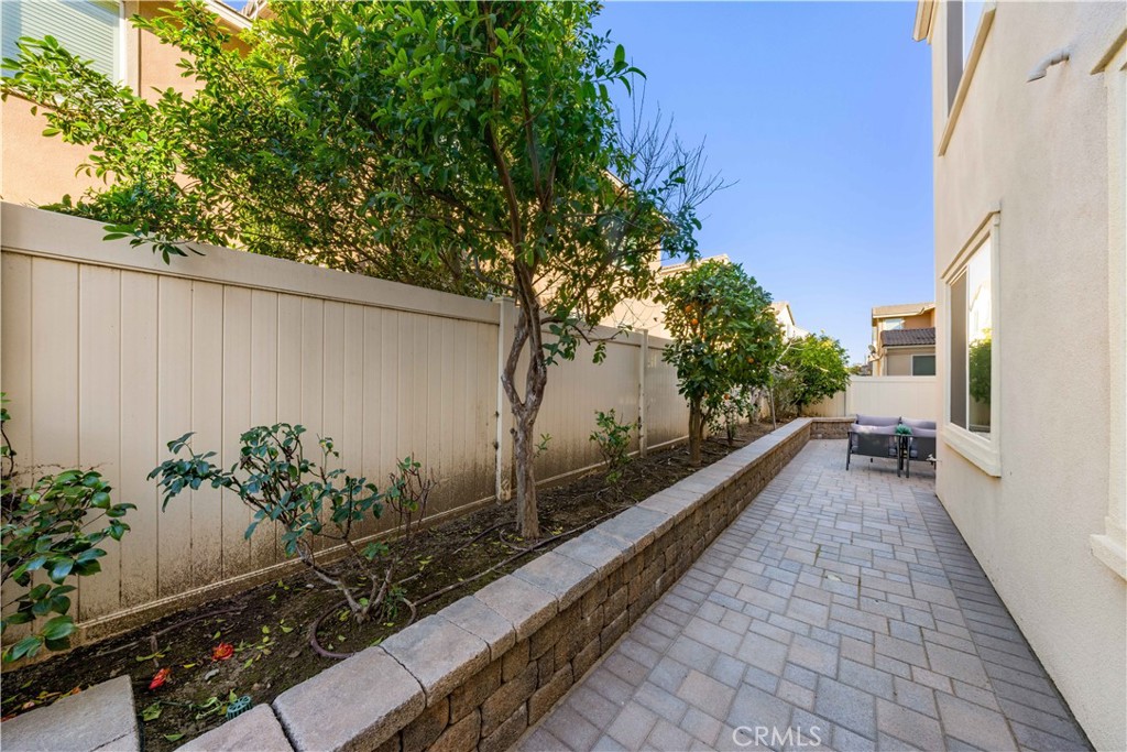 6956 La Rochelle Way