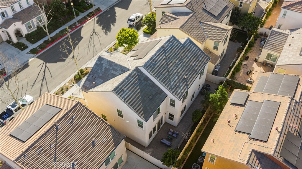 6956 La Rochelle Way