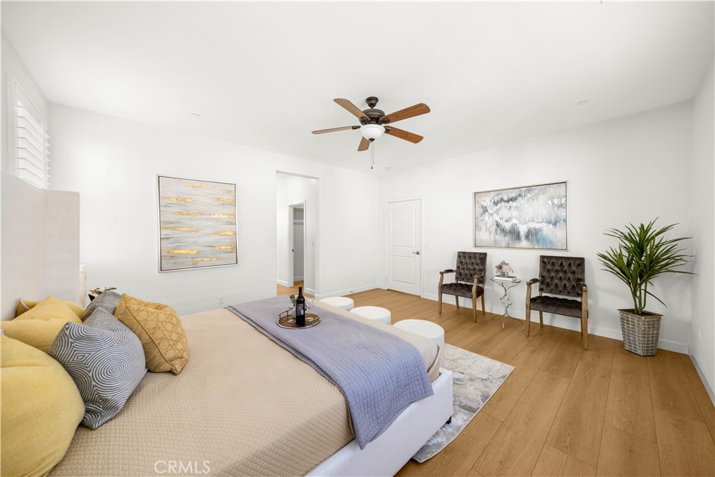 6956 La Rochelle Way