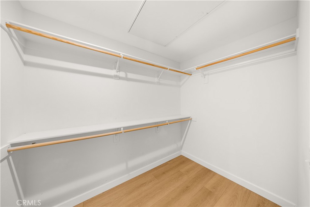 6956 La Rochelle Way