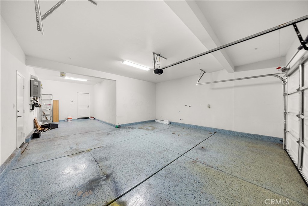 6956 La Rochelle Way