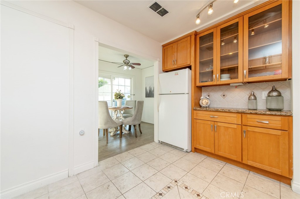 612 W Ramona Road