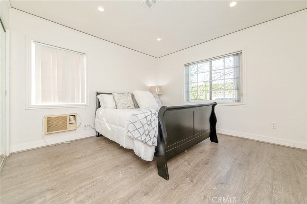 612 W Ramona Road