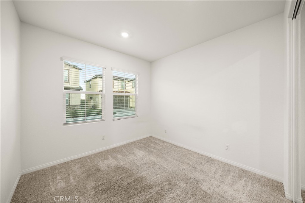 3918 E E Cambria Privado