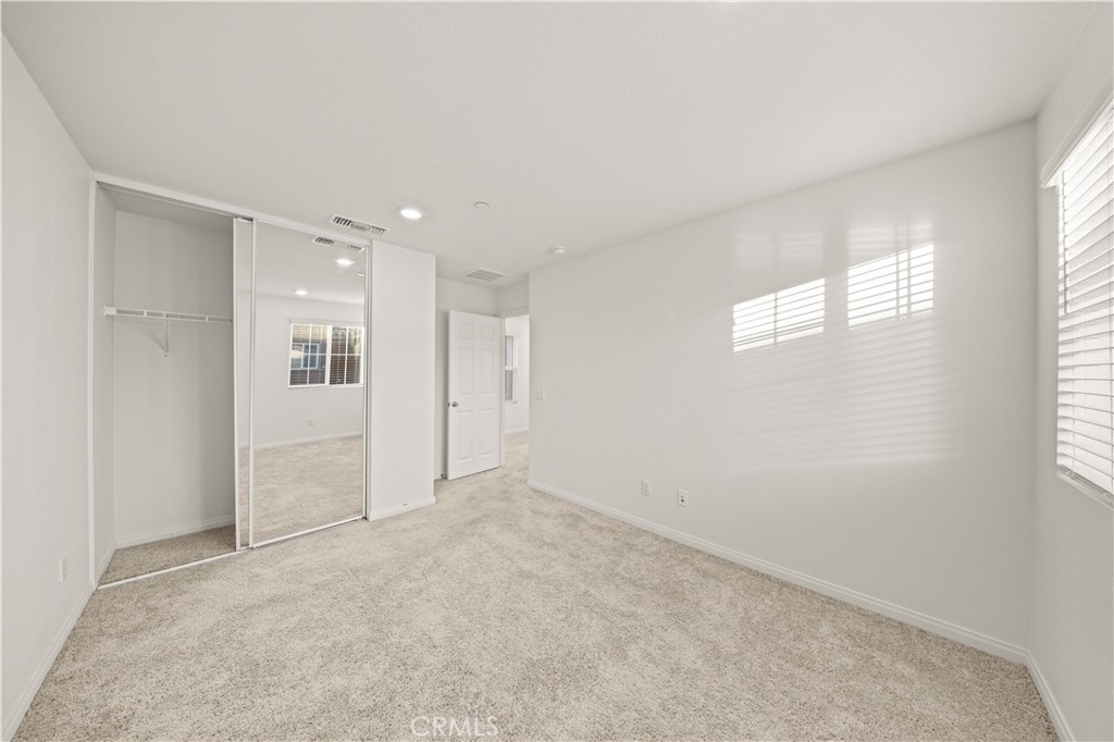 3918 E E Cambria Privado