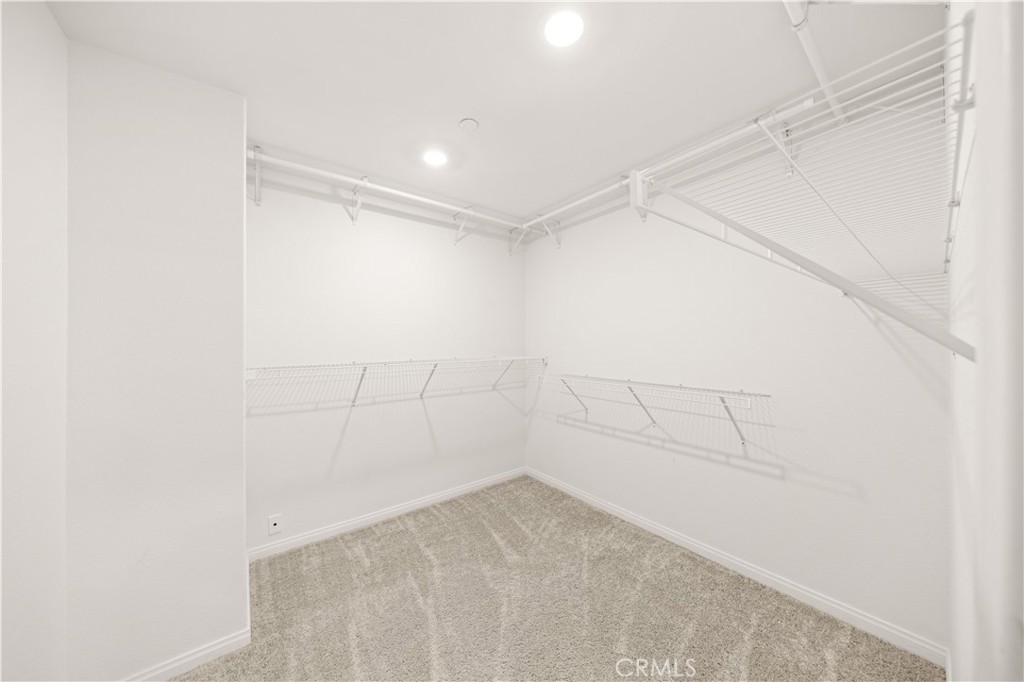 3918 E E Cambria Privado