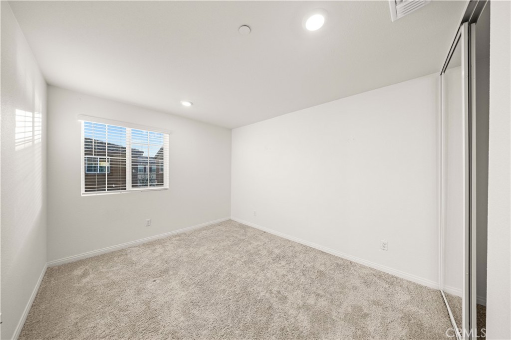 3918 E E Cambria Privado