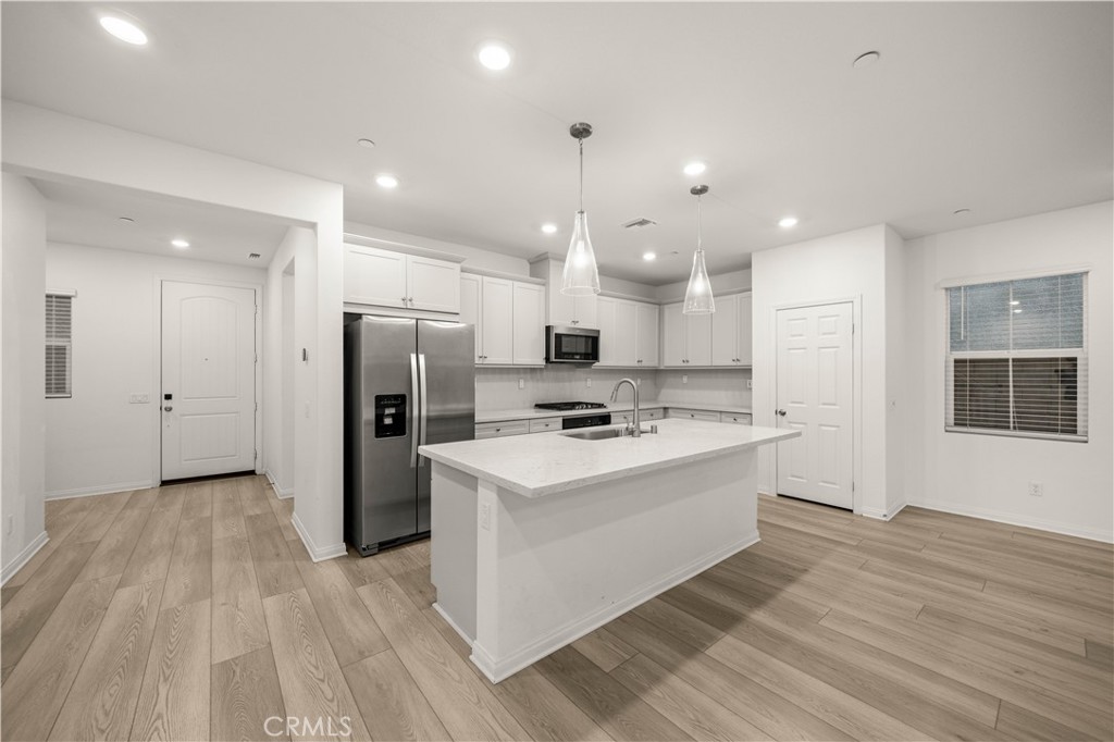 3918 E E Cambria Privado