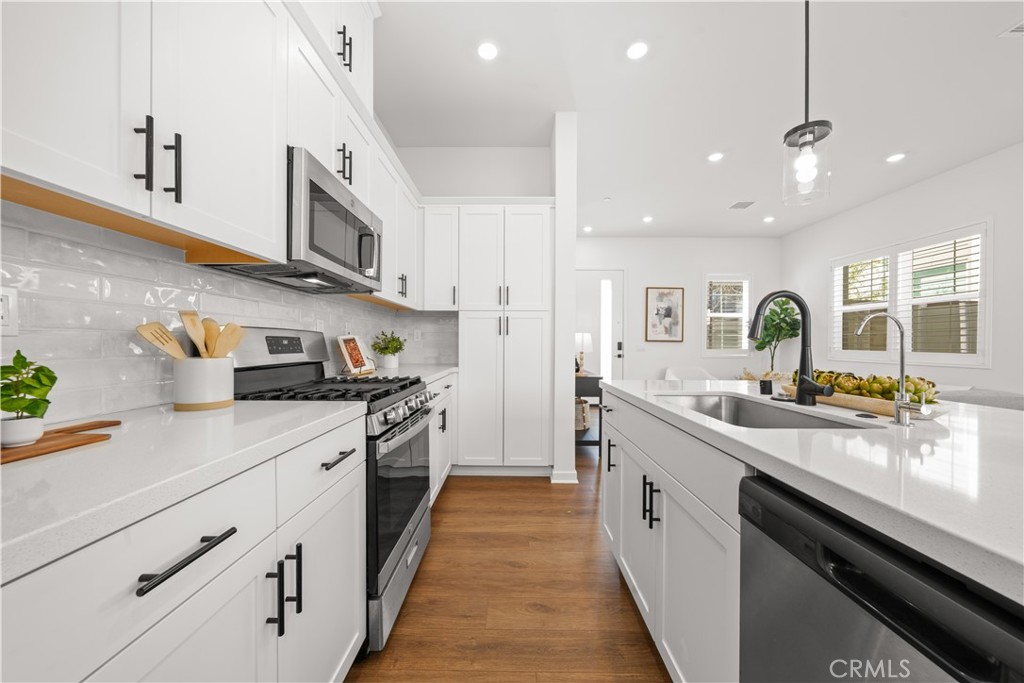 4451 S Bryant Paseo