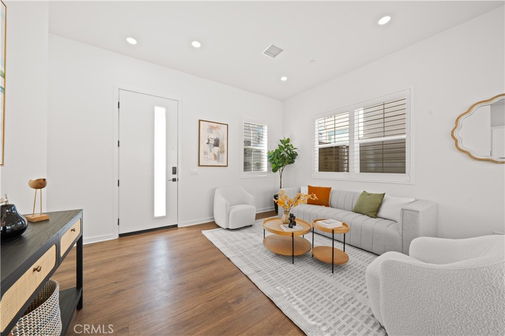 4451 S Bryant Paseo