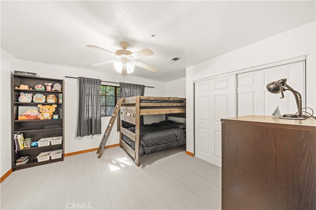 15930 Esquilime