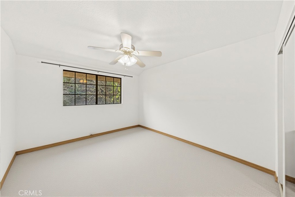 15930 Esquilime