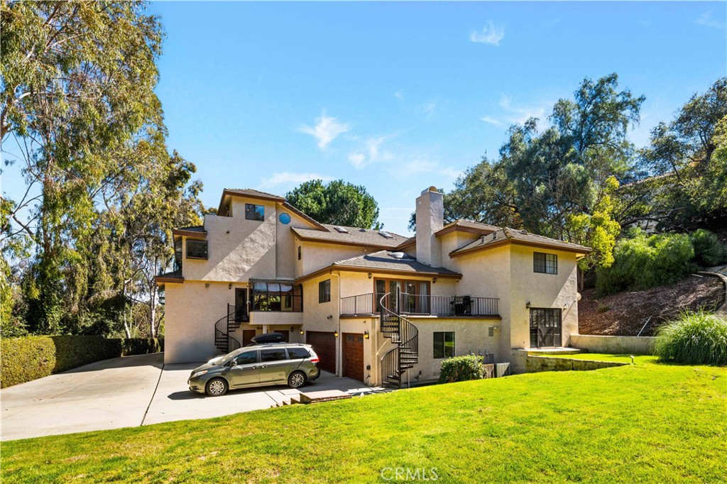 15930 Esquilime