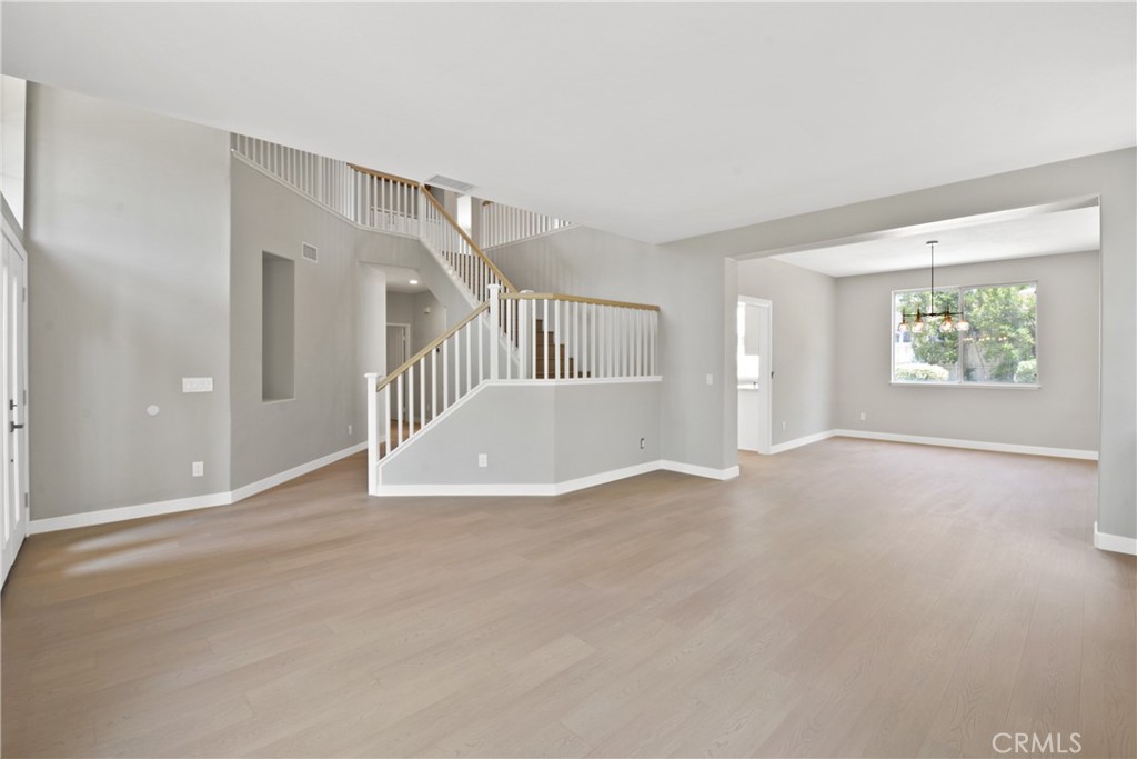9406 Glenaire Court