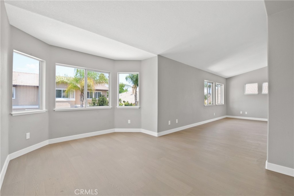 9406 Glenaire Court