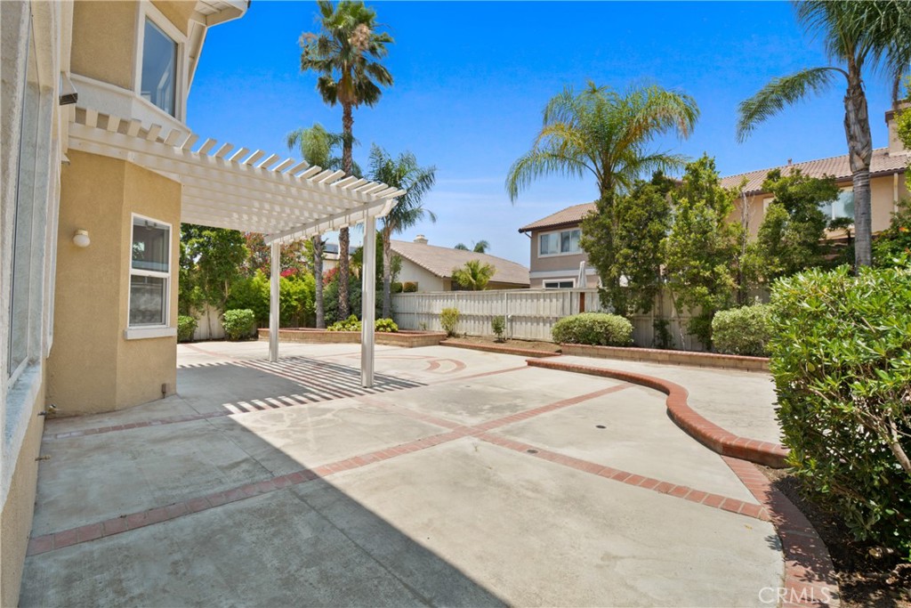 9406 Glenaire Court