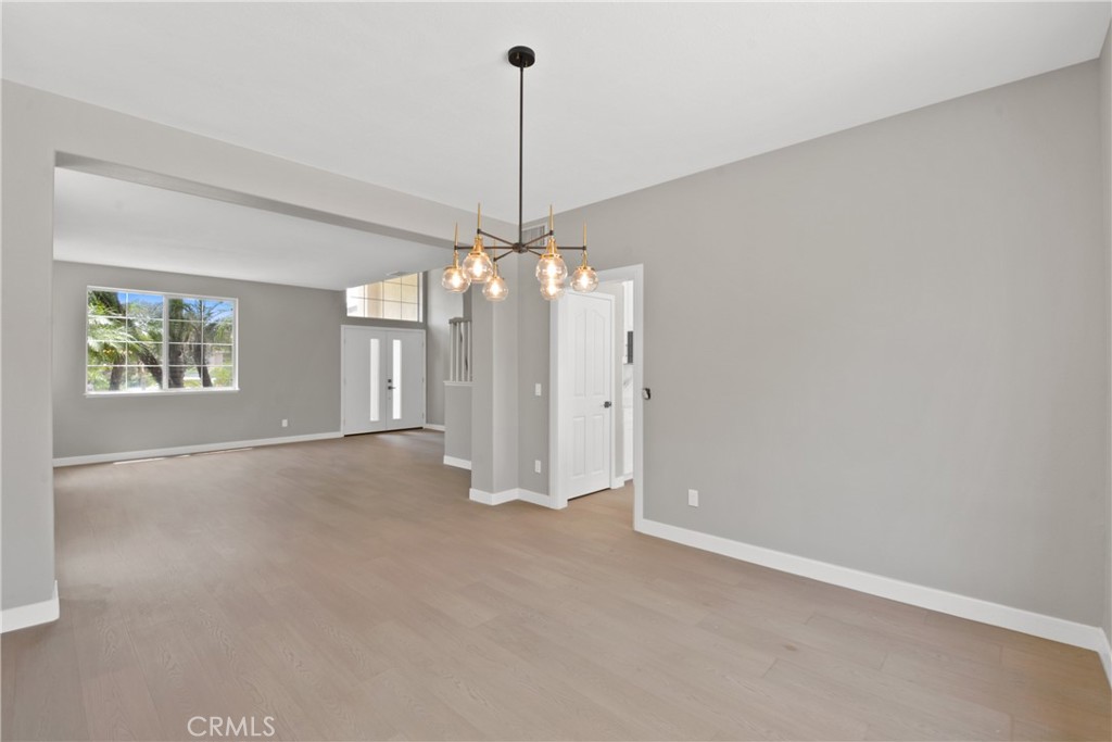 9406 Glenaire Court