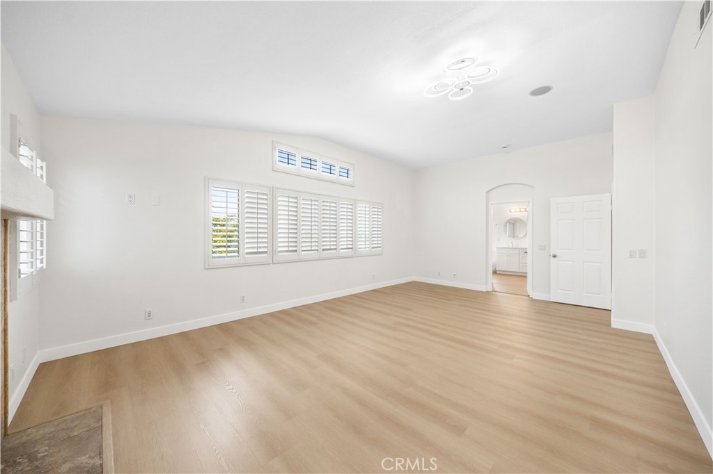 4406 Mission Hills Drive