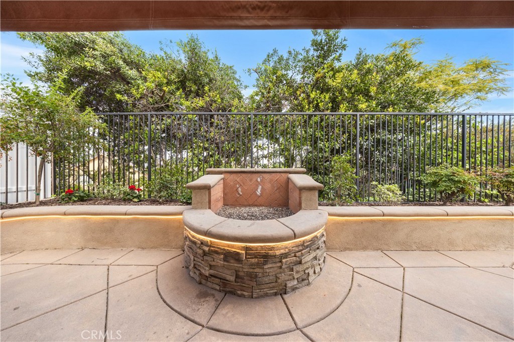 4406 Mission Hills Drive