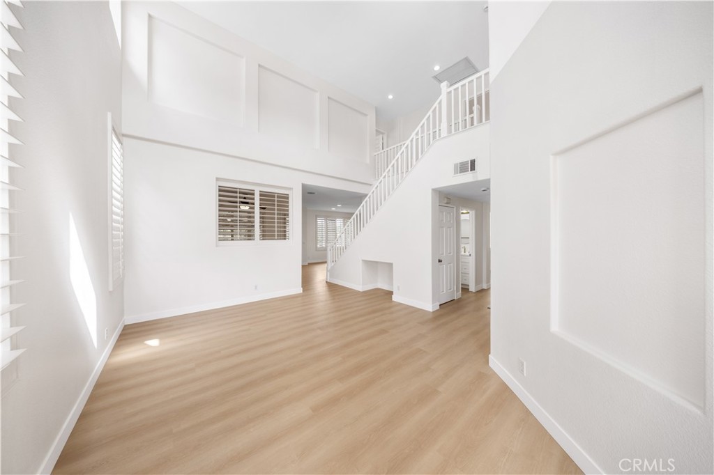 4406 Mission Hills Drive