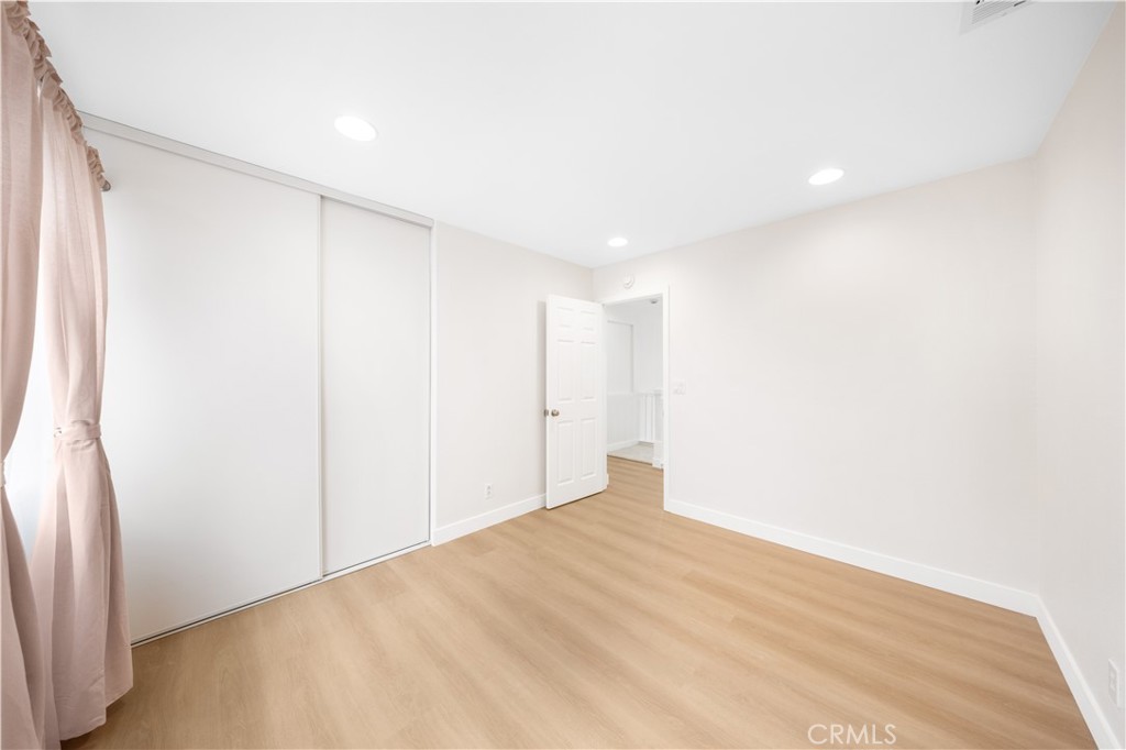 4406 Mission Hills Drive