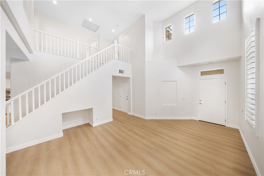 4406 Mission Hills Drive