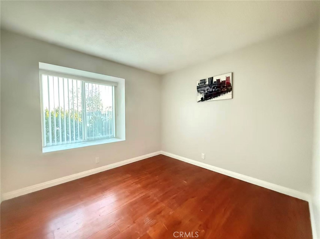 1230 S Cypress