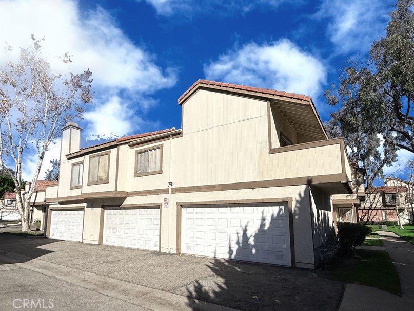 1230 S Cypress