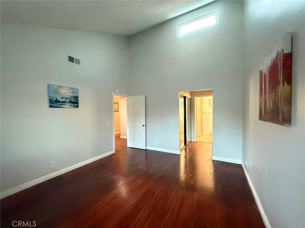 1230 S Cypress