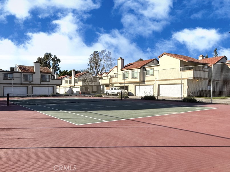 1230 S Cypress