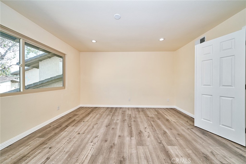 1752 Aspen Village Way