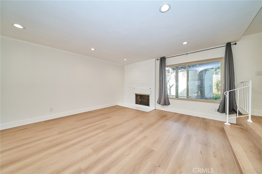 1752 Aspen Village Way