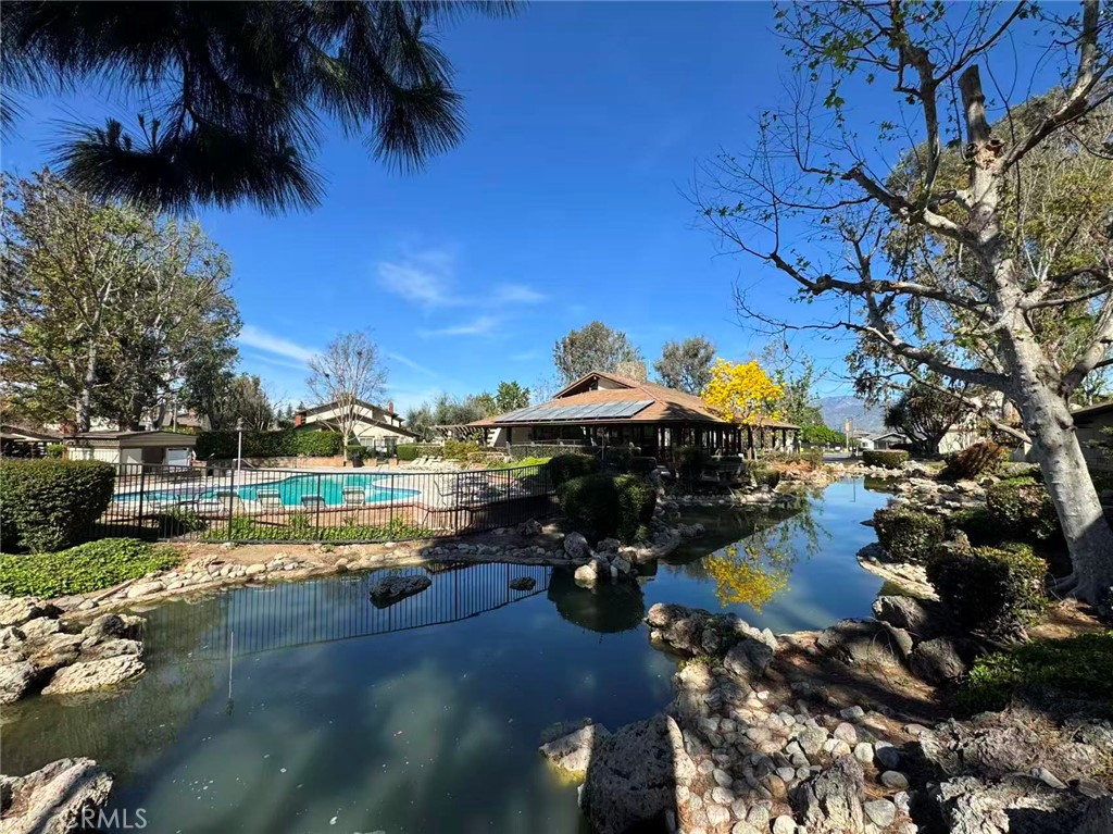 1752 Aspen Village Way