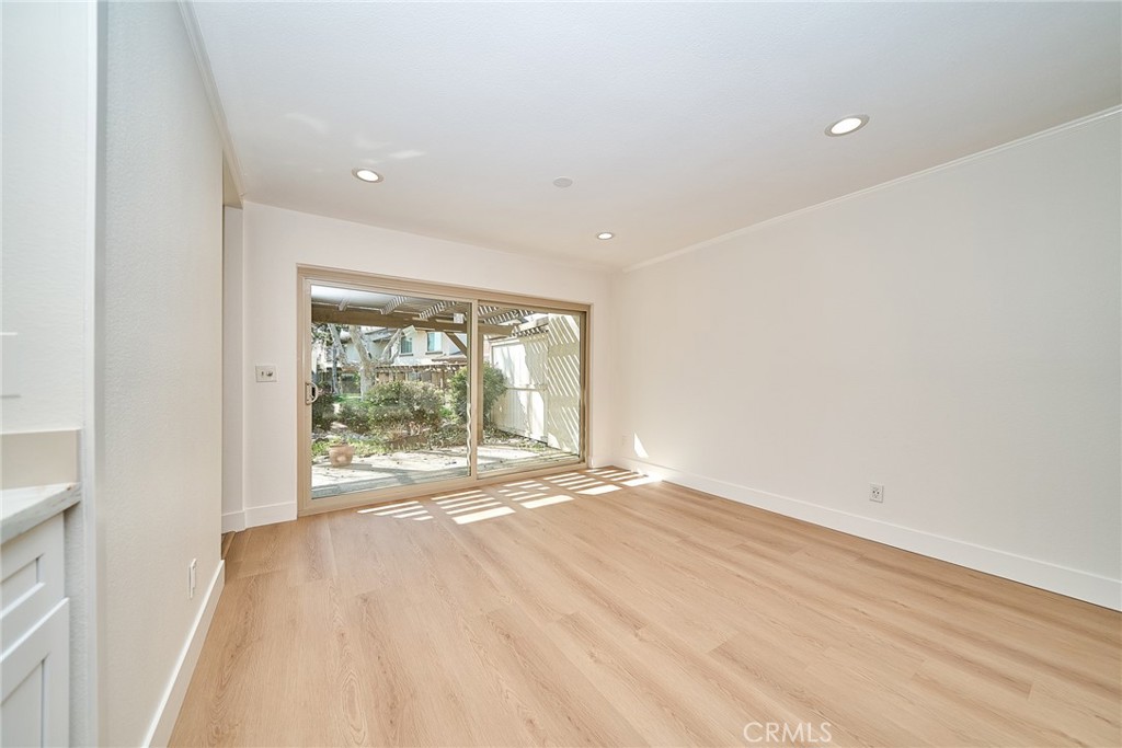 1752 Aspen Village Way