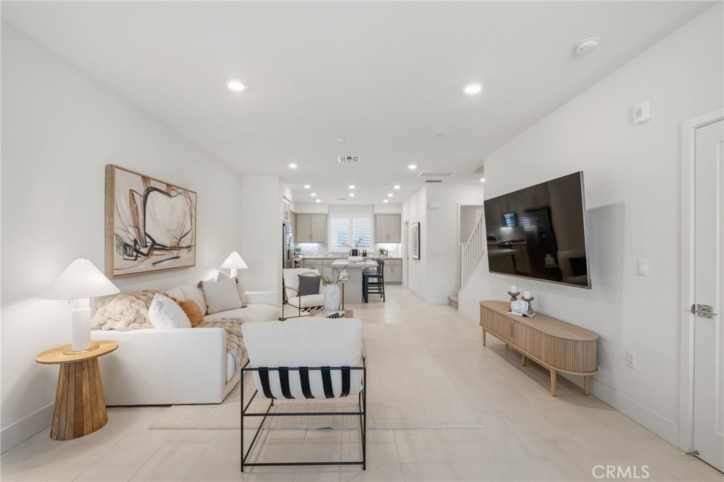 45235 Wisdom Road 1003