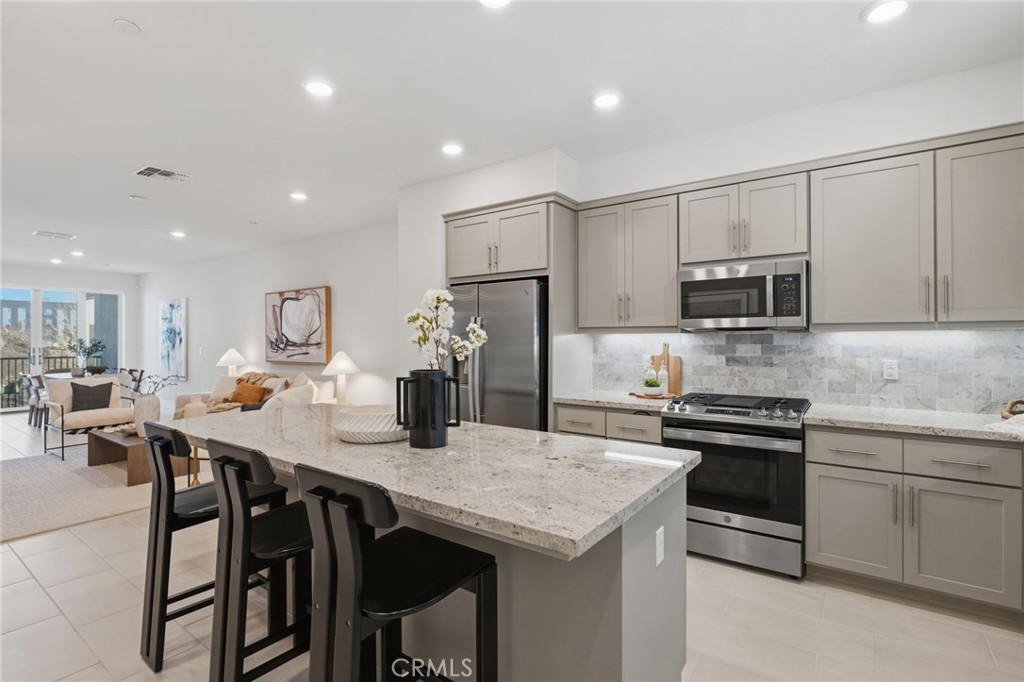 45235 Wisdom Road 1003