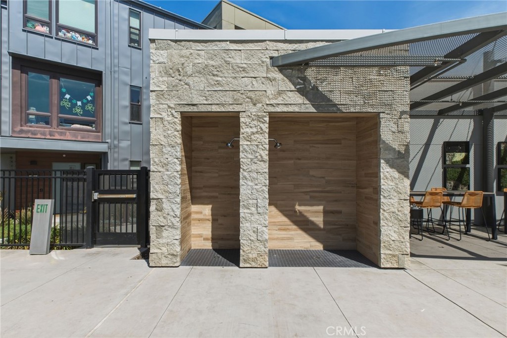 45235 Wisdom Road 1003