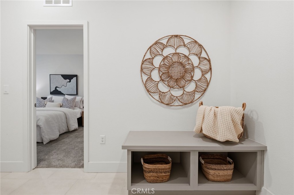 45235 Wisdom Road 1003